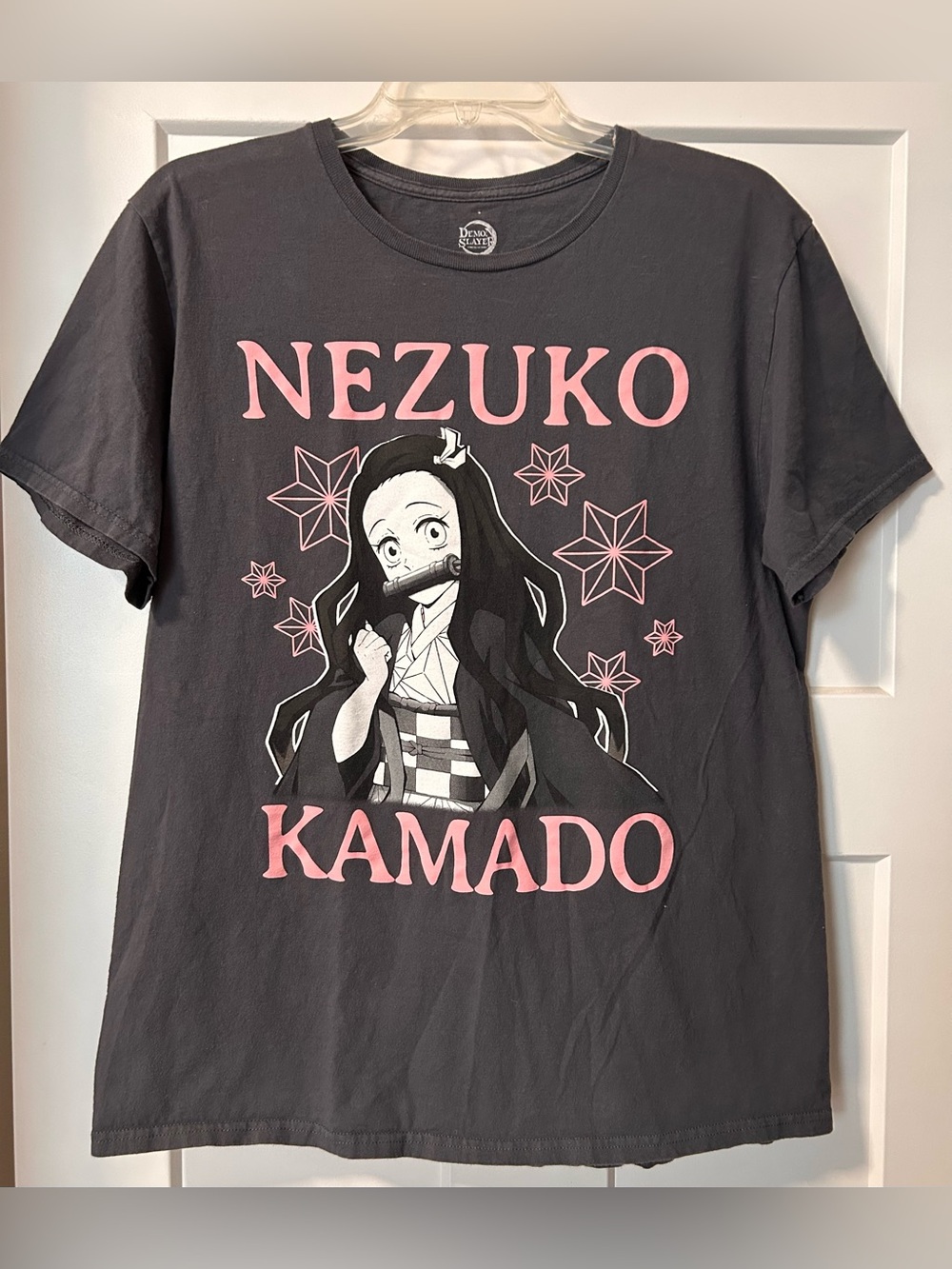 Demon Slayer T-Shirt Men’s Size L Gray Nezuko Kamado Graphic Crew Neck Cotton
